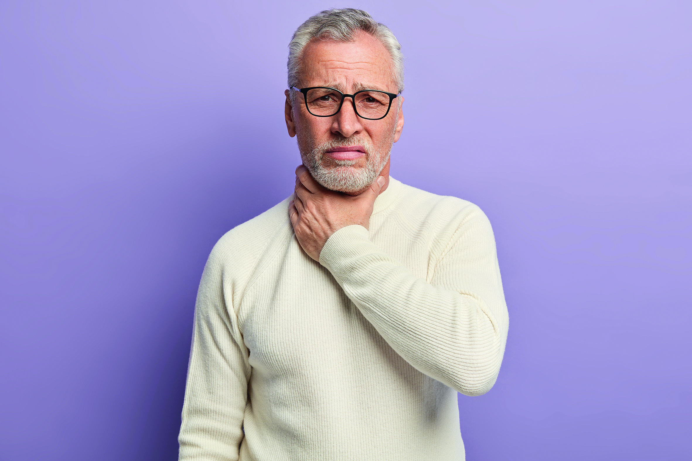 δυσκολία-στην-κατάποση-562361431