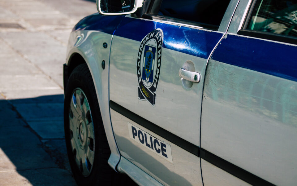 ιωάννινα-προπηλάκισαν-τους-συλληφθέ-562364704