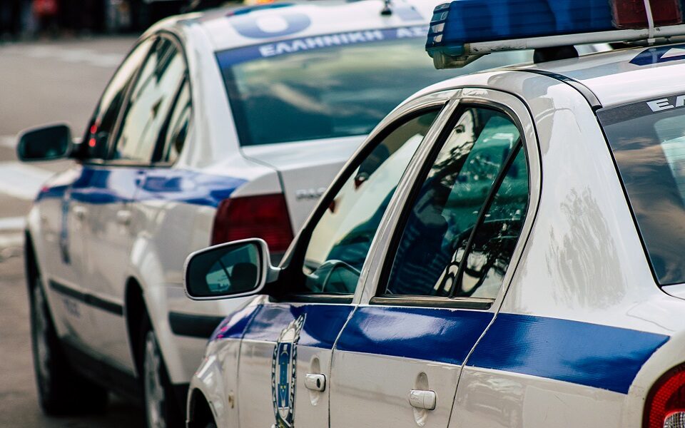 σοβαρό-τροχαίο-στη-μεσογείων-χωρίς-562364716