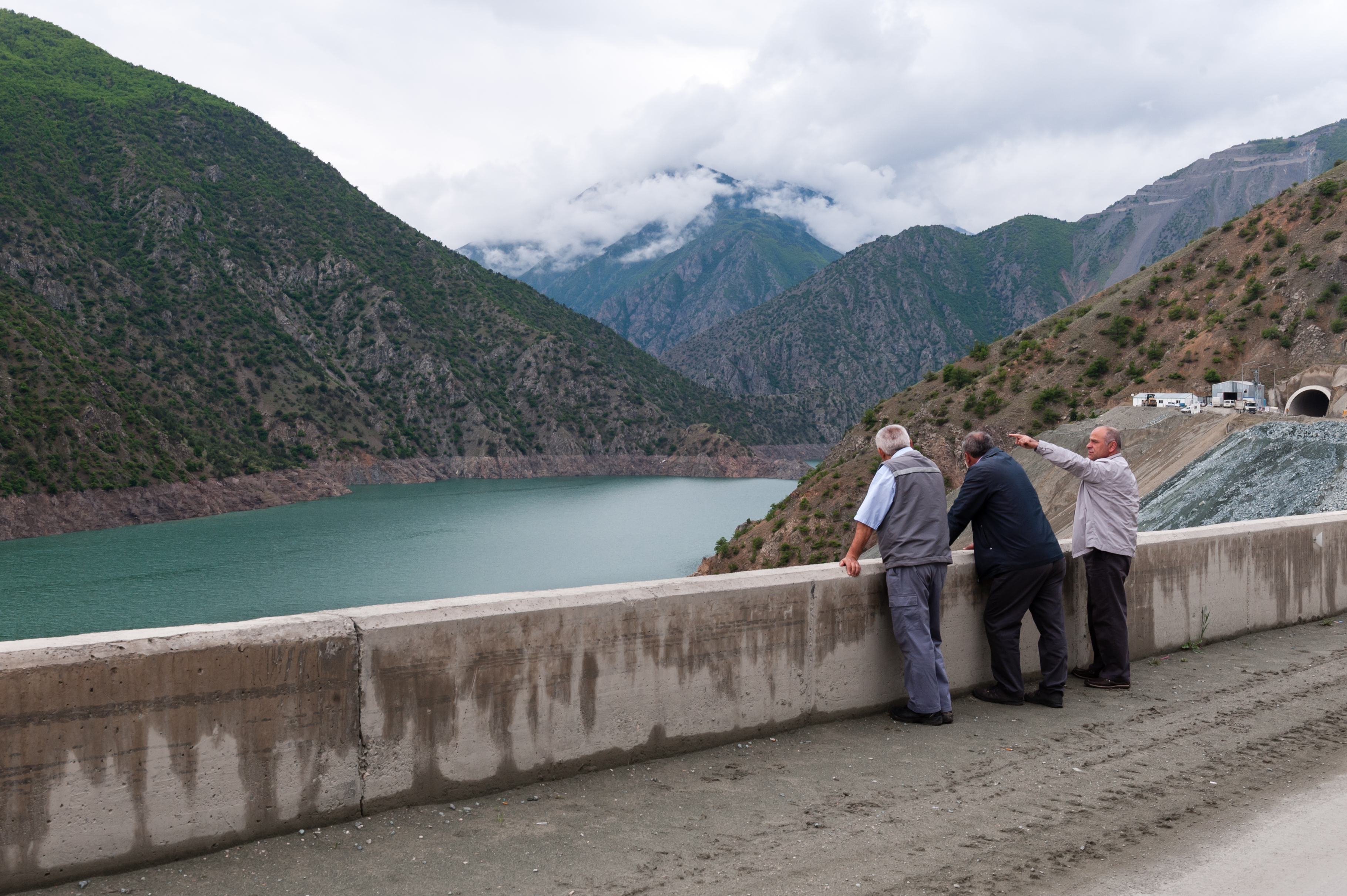 Η τουρκική πόλη που βυθίζεται μέρα με τη μέρα-2