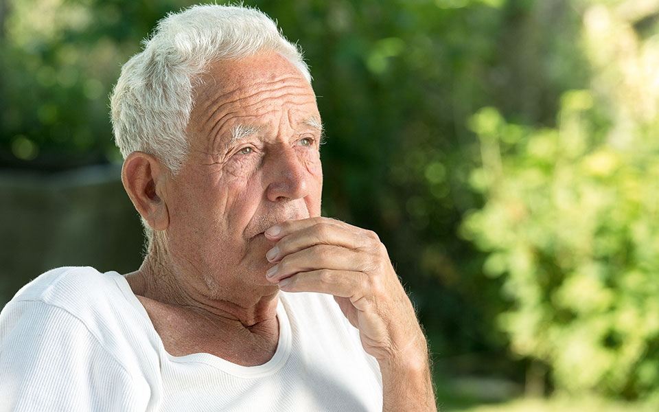 πώς-να-ξεπεράσετε-το-πένθος-562376176