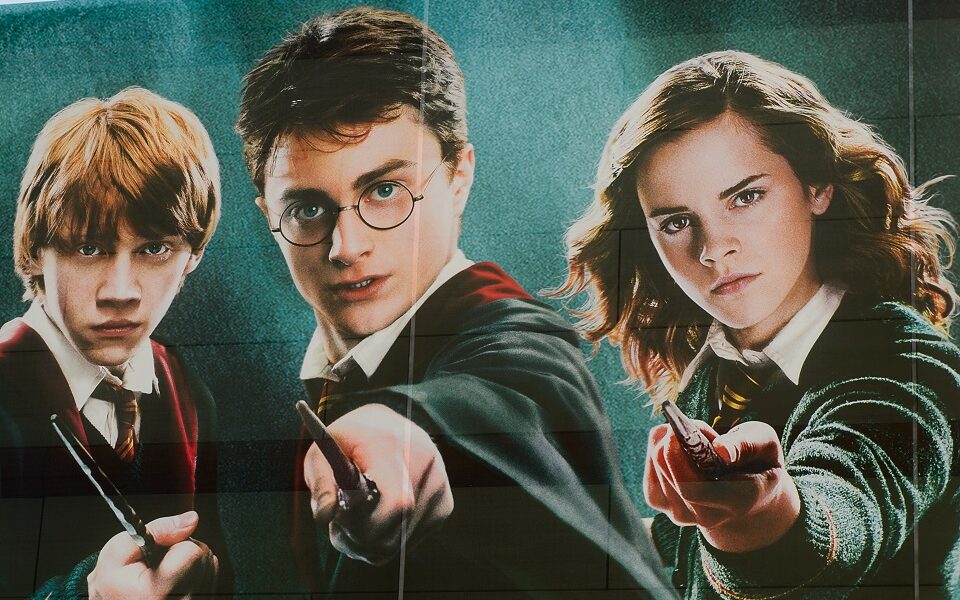 προχωράει-η-τηλεοπτική-μεταφορά-του-562371364