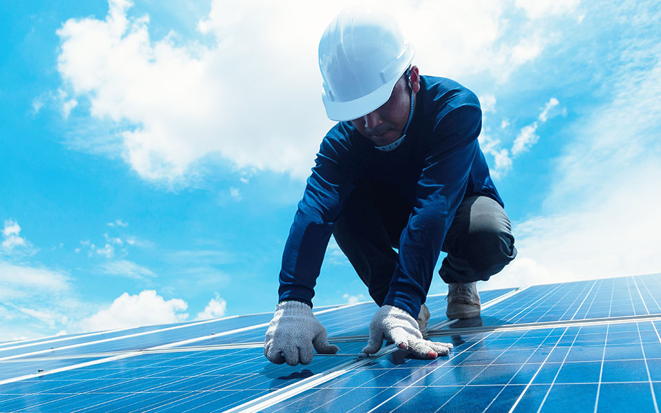 η-νέα-στρατηγική-των-επενδυτικών-ακιν-562374139