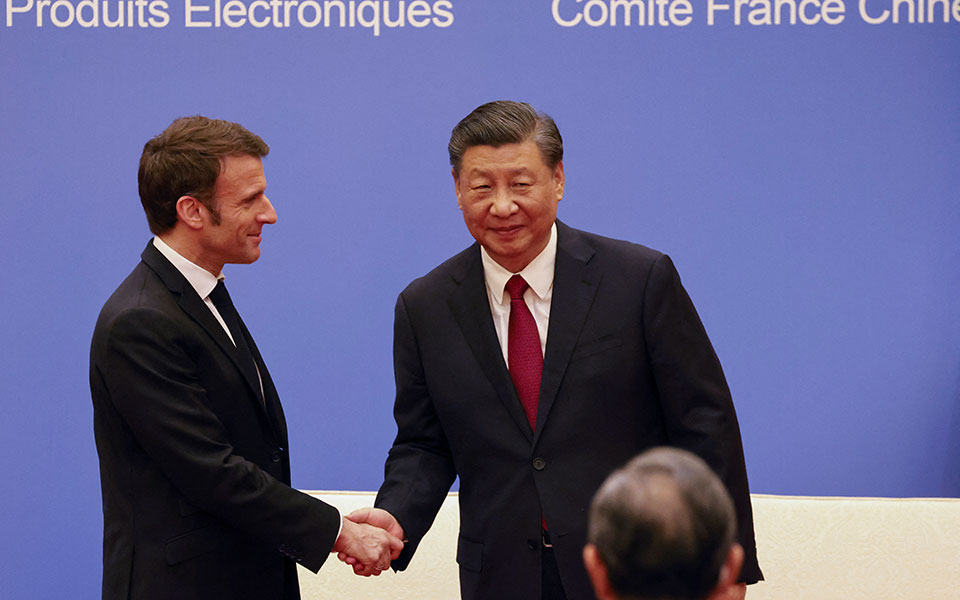 κίνα-η-στόχευση-μακρόν-και-η-υπόσχεση-τ-562359268