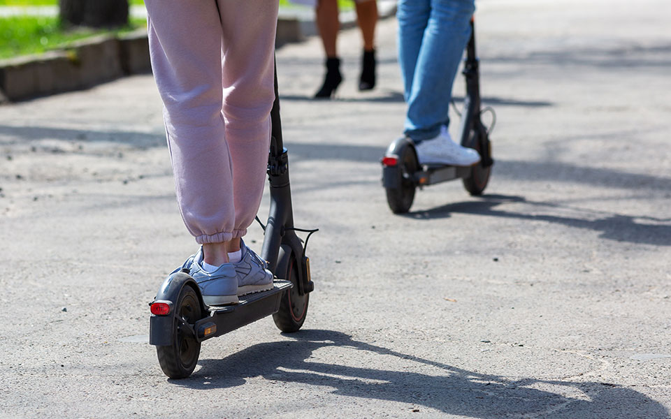 hλεκτρικά-πατίνια-οι-οδηγοί-είναι-ευά-562378885