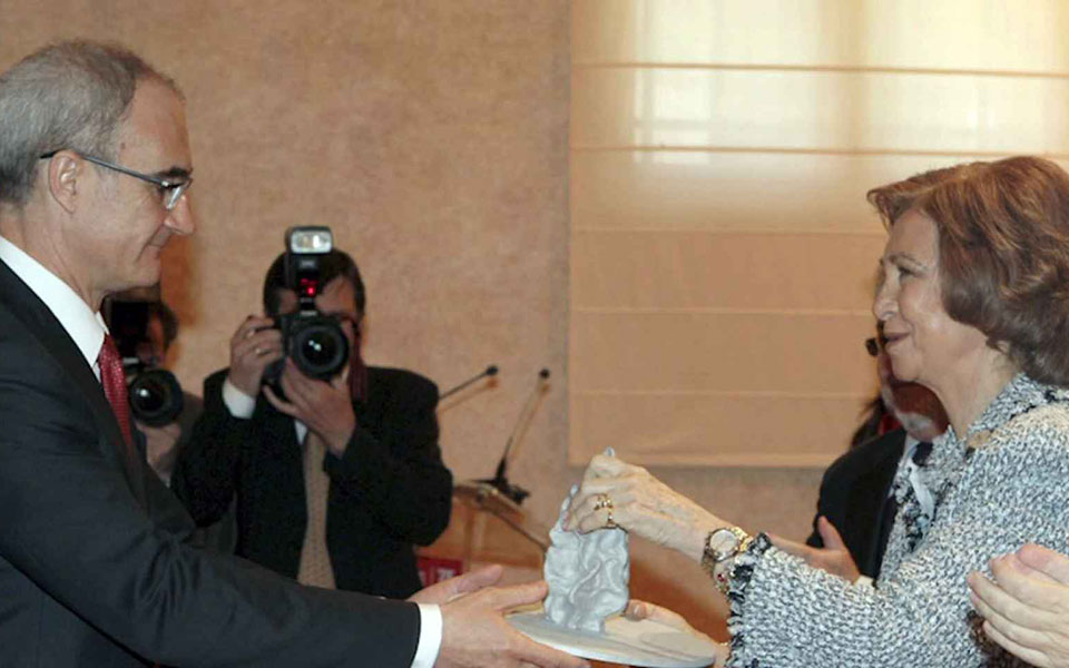 Ο γιατρός που σώζει καριέρες-2