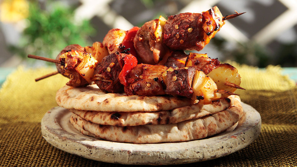 το-τέλειο-σουβλάκι-10-μυστικά-για-να-τα-ψ-562388035