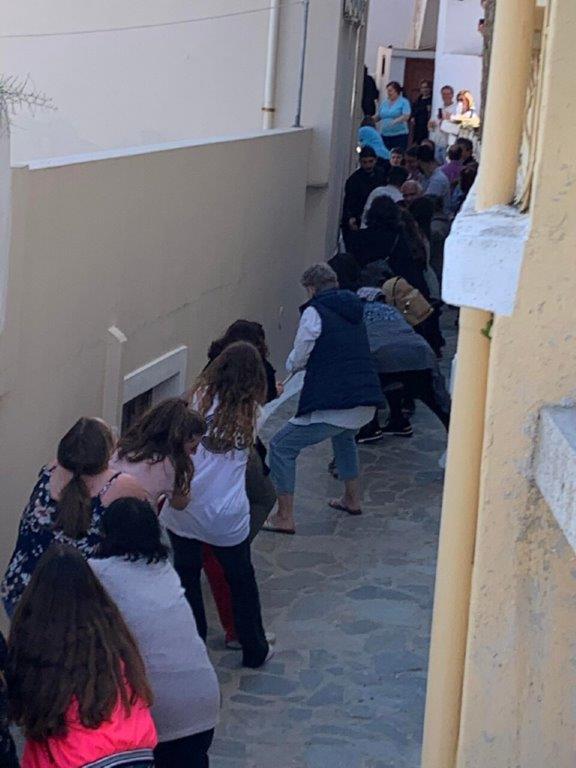 Κάρπαθος: Τα «σύρματα», ένα ιδιαίτερο έθιμο στο χωριό Σπόα τη Δευτέρα του Πάσχα-1