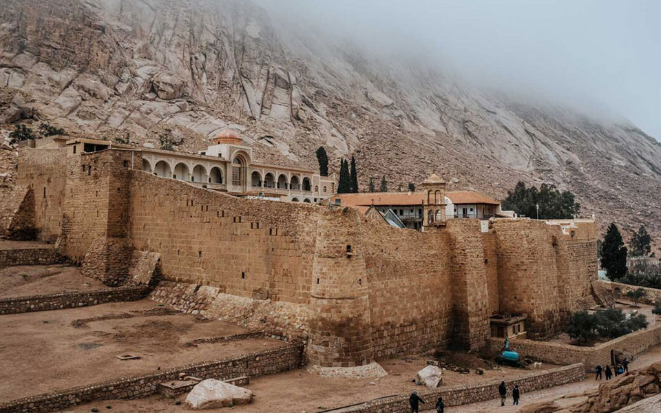 μία-εβδομάδα-στη-μονή-του-ορους-σινά-συ-562372027