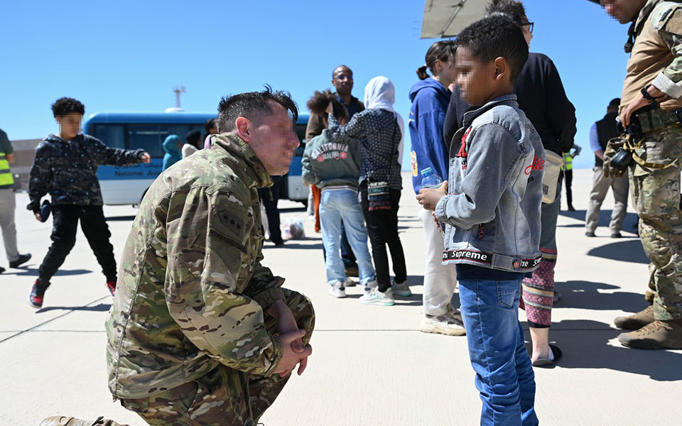 σουδάν-επιστρέφουν-οι-τελευταίοι-ελλ-562392001
