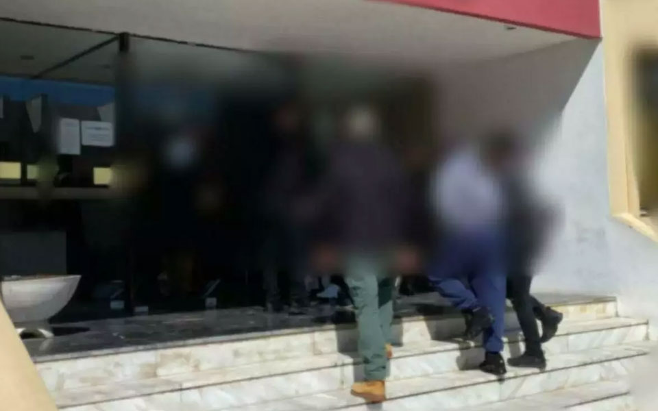 ρέθυμνο-ελεύθεροι-ο-τράπερ-και-ο-συνερ-562369363