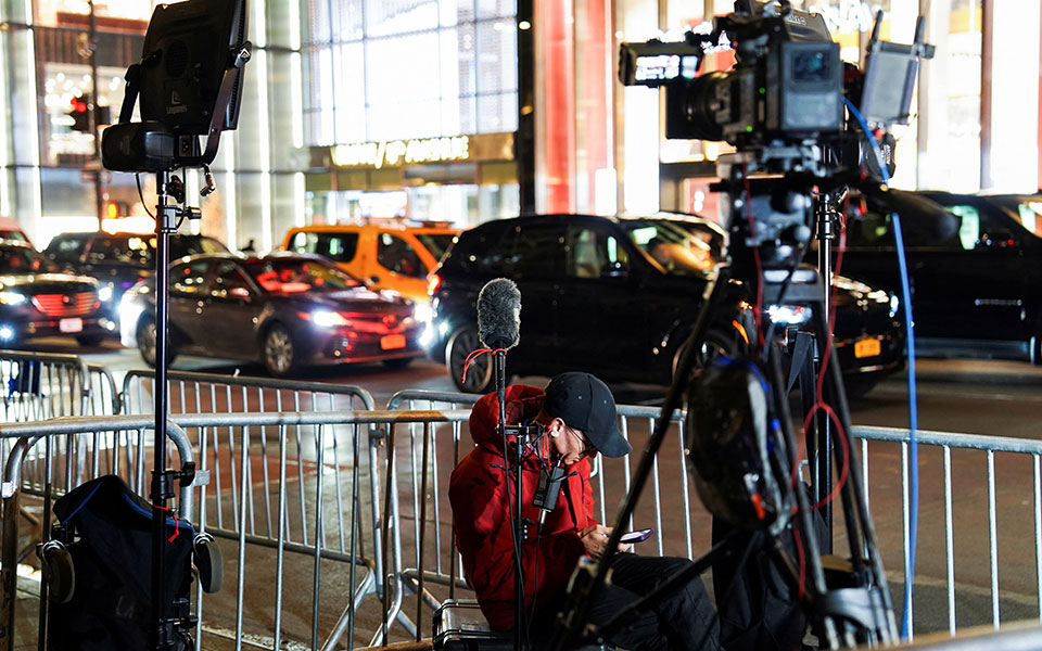 τραμπ-χωρίς-τηλεοπτικές-κάμερες-και-λ-562354360