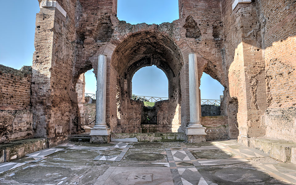 πολυτελές-οινοποιείο-χωρίς-προηγού-562375873