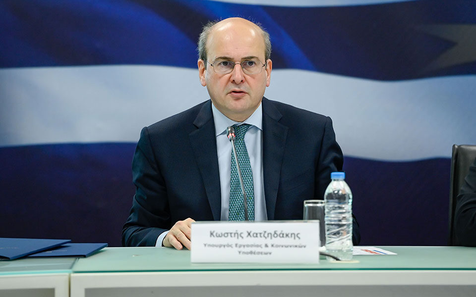 χατζηδάκης-κατά-τσίπρα-απύθμενο-θρά-562396120