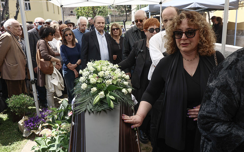 Τελευταίο αντίο στη Μυρσίνη Ζορμπά-1