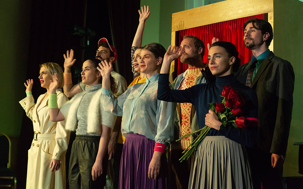 απόλυτη-μαγεία-στο-φουαγιέ-εταιρεί-562428379