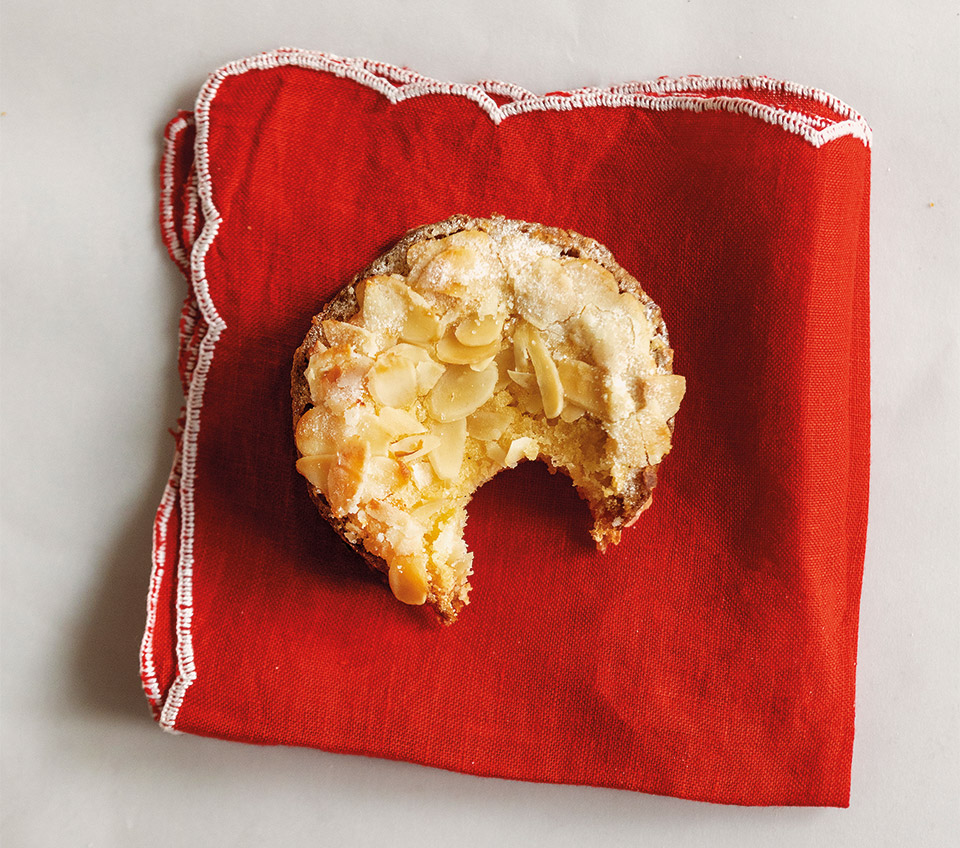 Τι ξεφουρνίζει η Αθήνα;-2