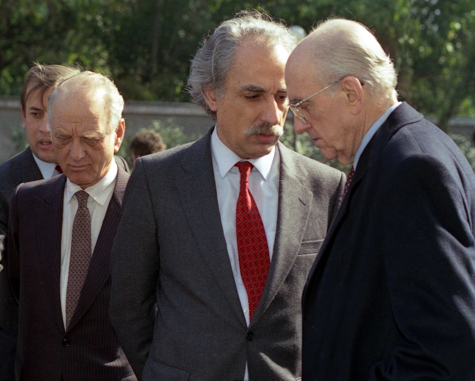 Η κατάρα της δεύτερης τετραετίας-1