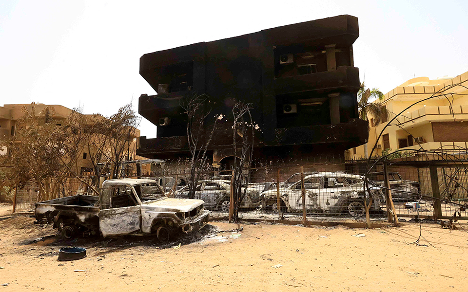 σουδάν-μάχες-στο-χαρτούμ-ειρηνευτικέ-562407643