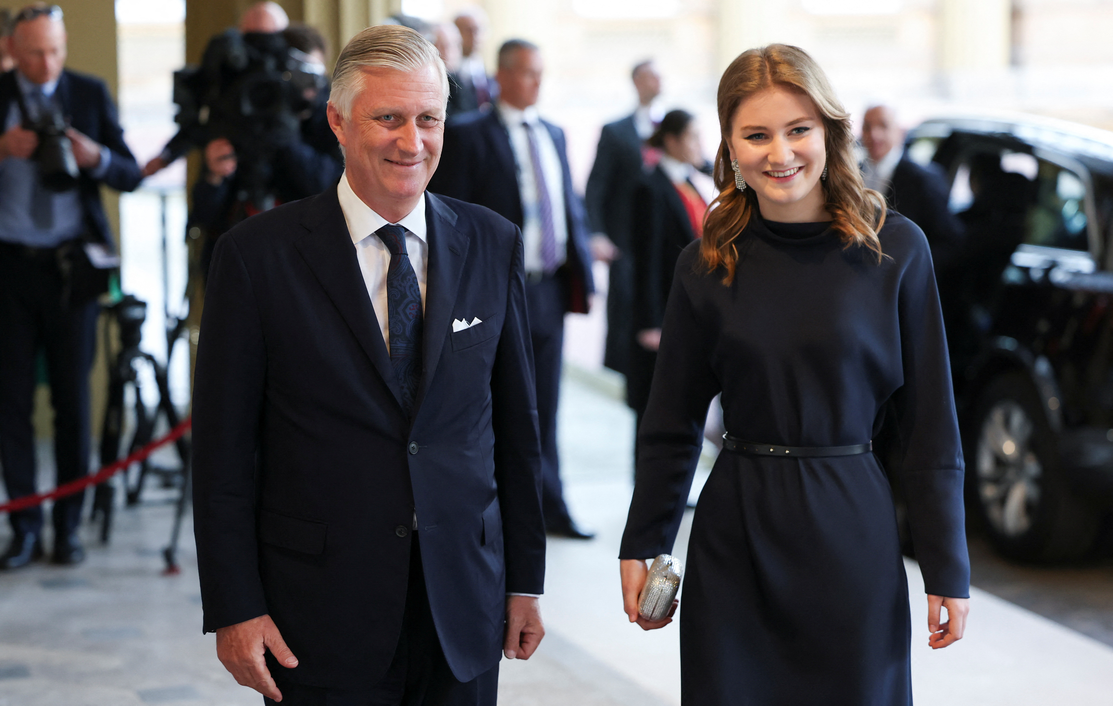 Δεξίωση στο Μπάκιγχαμ – Βασιλιάδες και αξιωματούχοι τίμησαν τον Κάρολο πριν τη στέψη-3