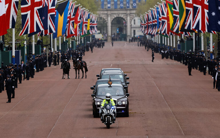 η-στέψη-του-βασιλιά-καρόλου-γ΄-562406695