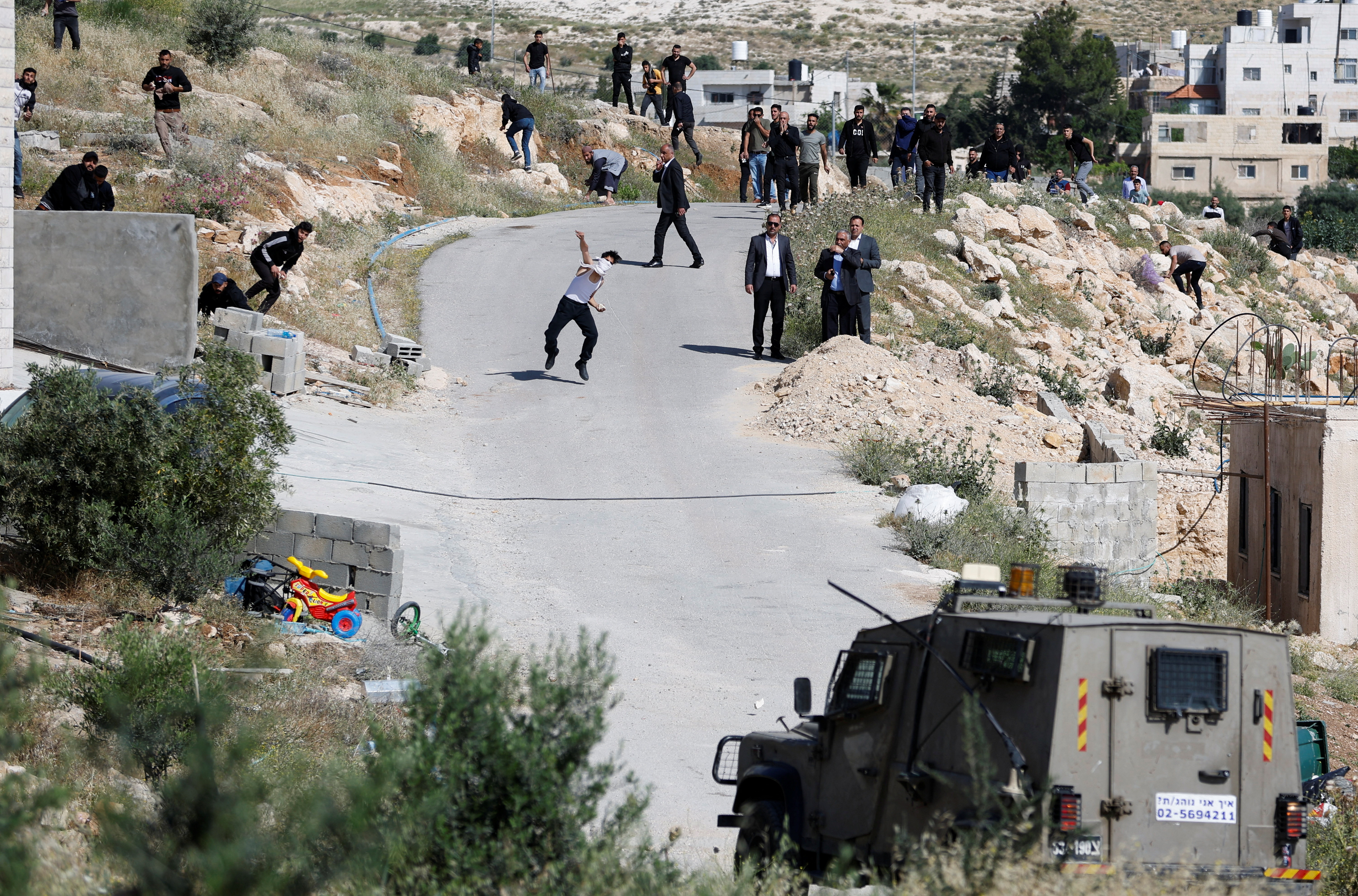 Το Ισραήλ κατεδάφισε παλαιστινιακό σχολείο – Σκληρή καταδίκη από Ε.Ε.-2