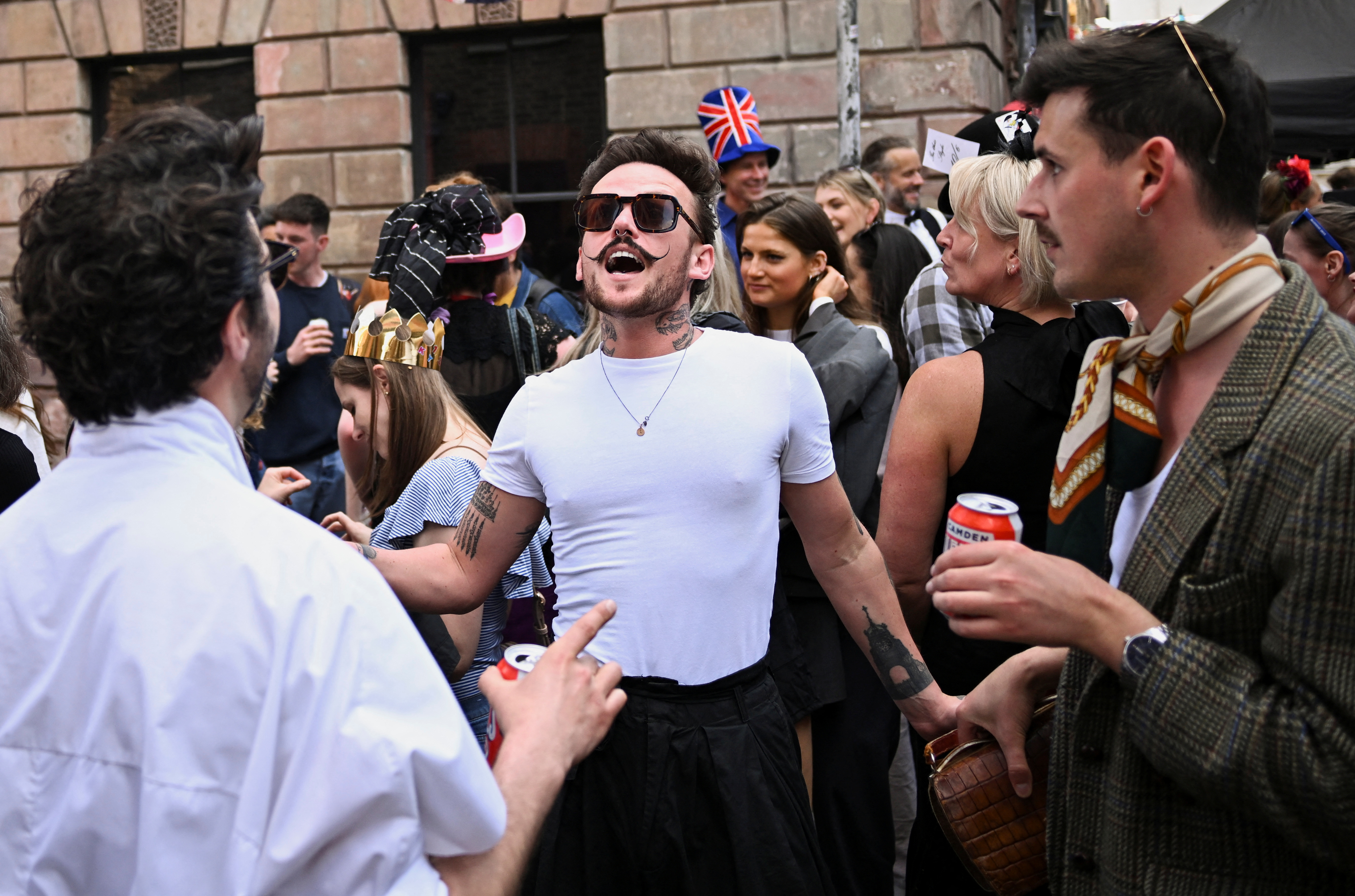 Στέψη Καρόλου: Ολη η Βρετανία ένα μεγάλο… πικνίκ (εικόνες)-12