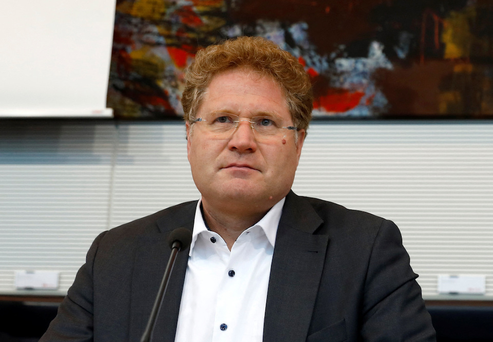 γερμανία-εκτός-κυβέρνησης-ο-υφυπουργ-562425343