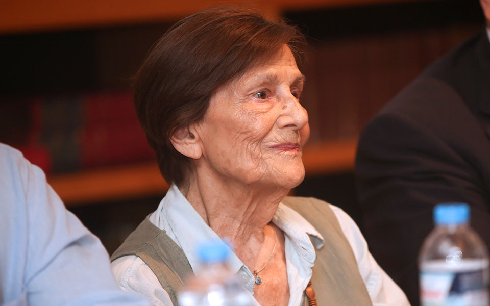 τζίνα-πολίτη-αξια-δασκάλα-στοχαστική-562439491