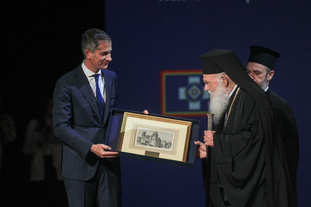 O Οικουμενικός Πατριάρχης κ.κ. Βαρθολομαίος έλαβε τη διάκριση «Ευκλεής Αθηναίος»-1