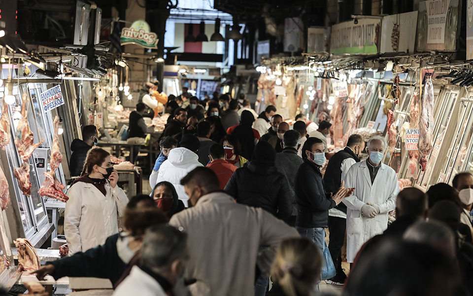 αυξήσεις-199-στο-κρέας-και-228-στο-ψωμί-σε-έν-562397953