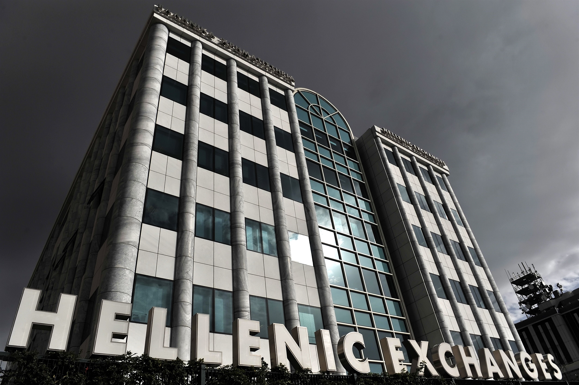 το-χ-α-κατάφερε-να-κρατήσει-το-επίπεδο-562399375