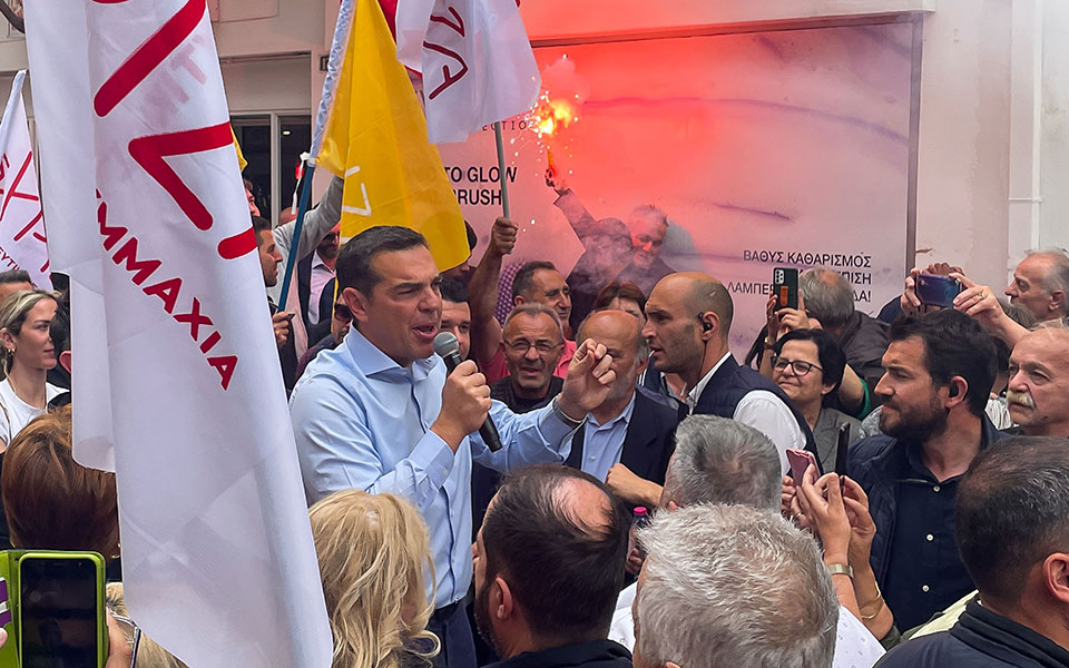 τσίπρας-ανοικτός-να-συζητήσω-για-μη-κρ-562421449