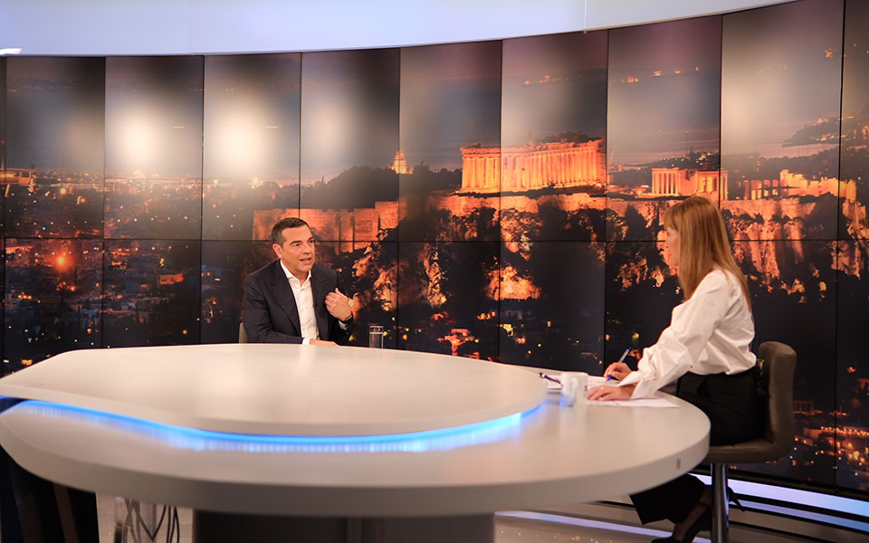 Τσίπρας για παραίτηση: Είμαι άνθρωπος, όχι μηχανή-1