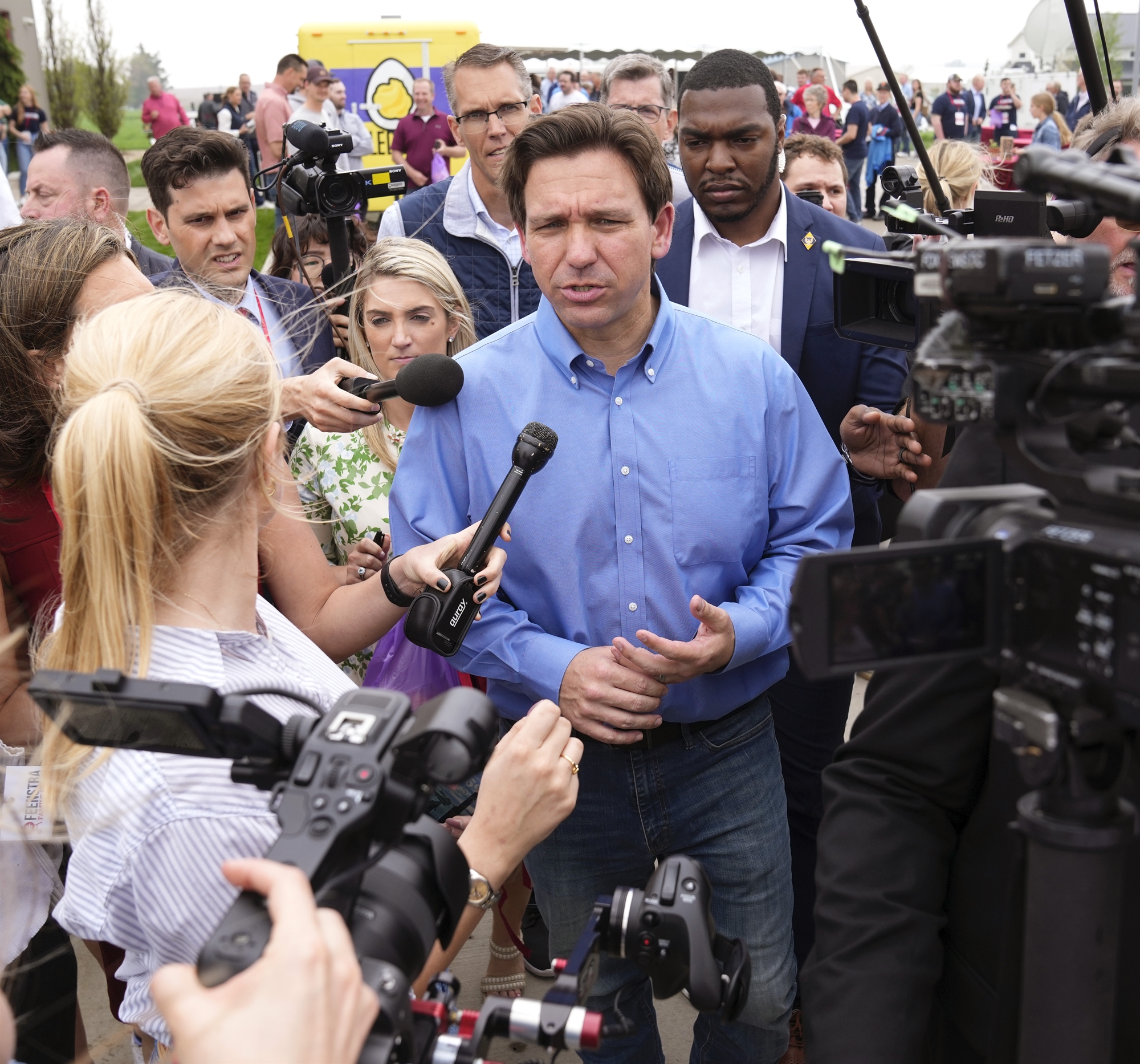 ρον-ντε-σάντις-εκστρατεία-με-εμπόδια-α-562440718