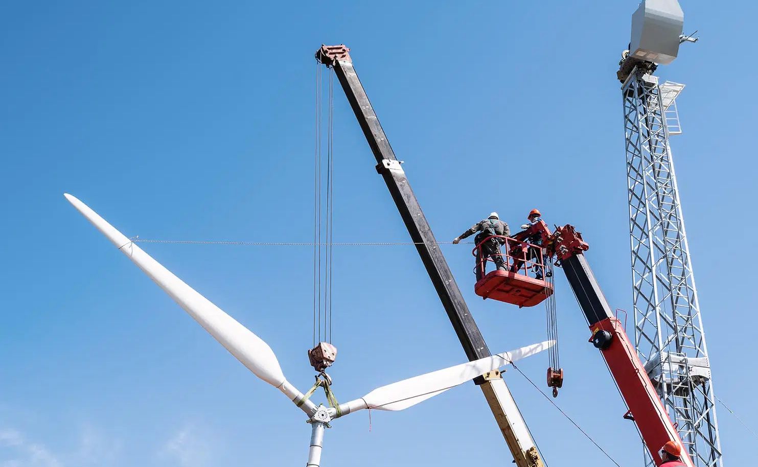 Οι ανεμογεννήτριες γίνονται έπιπλα γραφείου-2