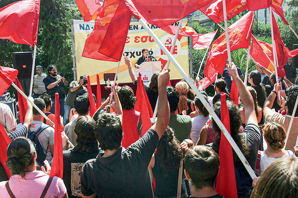 Η Ελλάδα στις κάλπες: 16 Σεπτεμβρίου 2007 – Αναμέτρηση με φόντο τα πύρινα μέτωπα-9