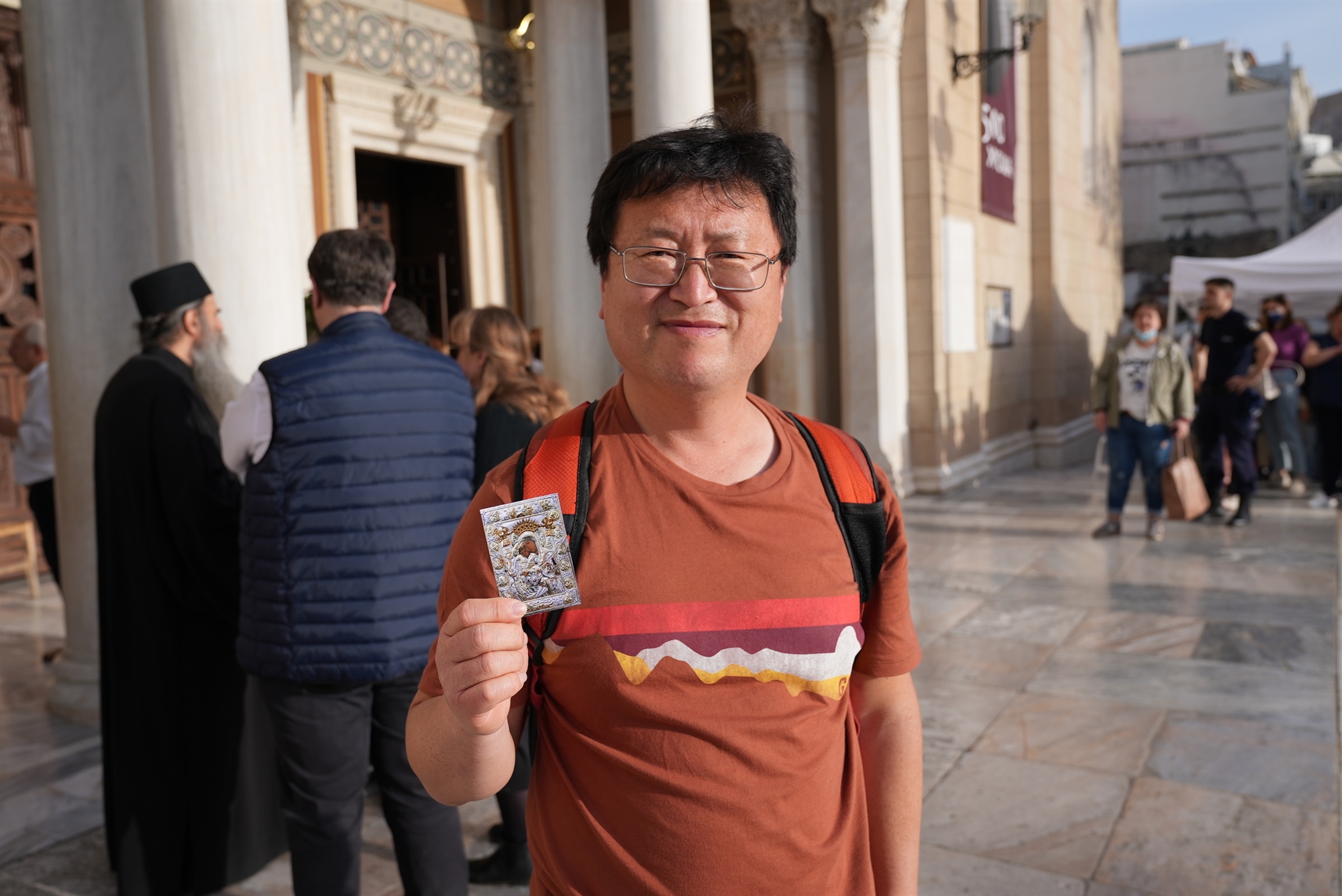 Στην ουρά, 2 το πρωί, προσμένοντας το θαύμα-3