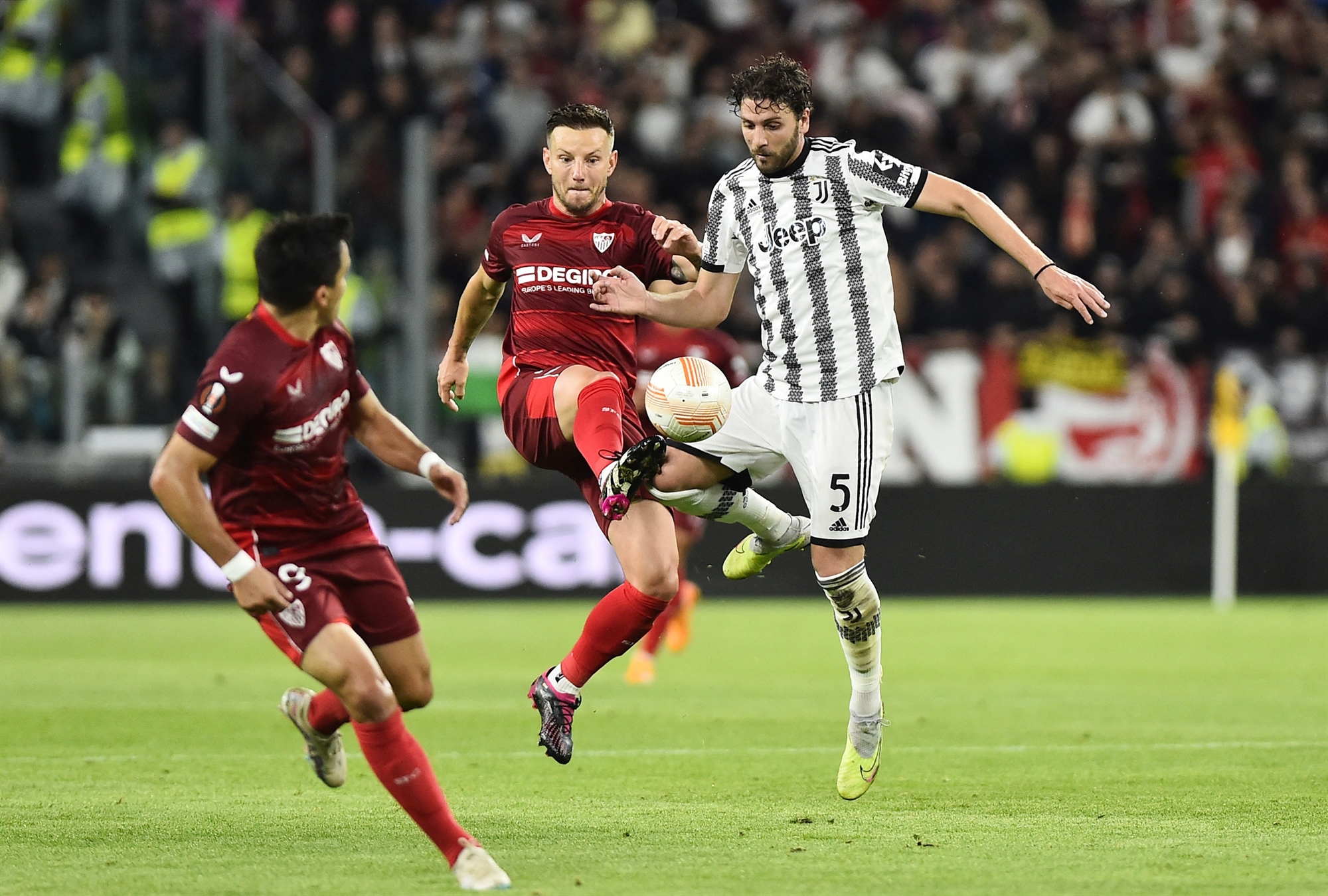 μεγάλο-διπλό-η-βασιλεία-έμεινε-ζωντ-562415599