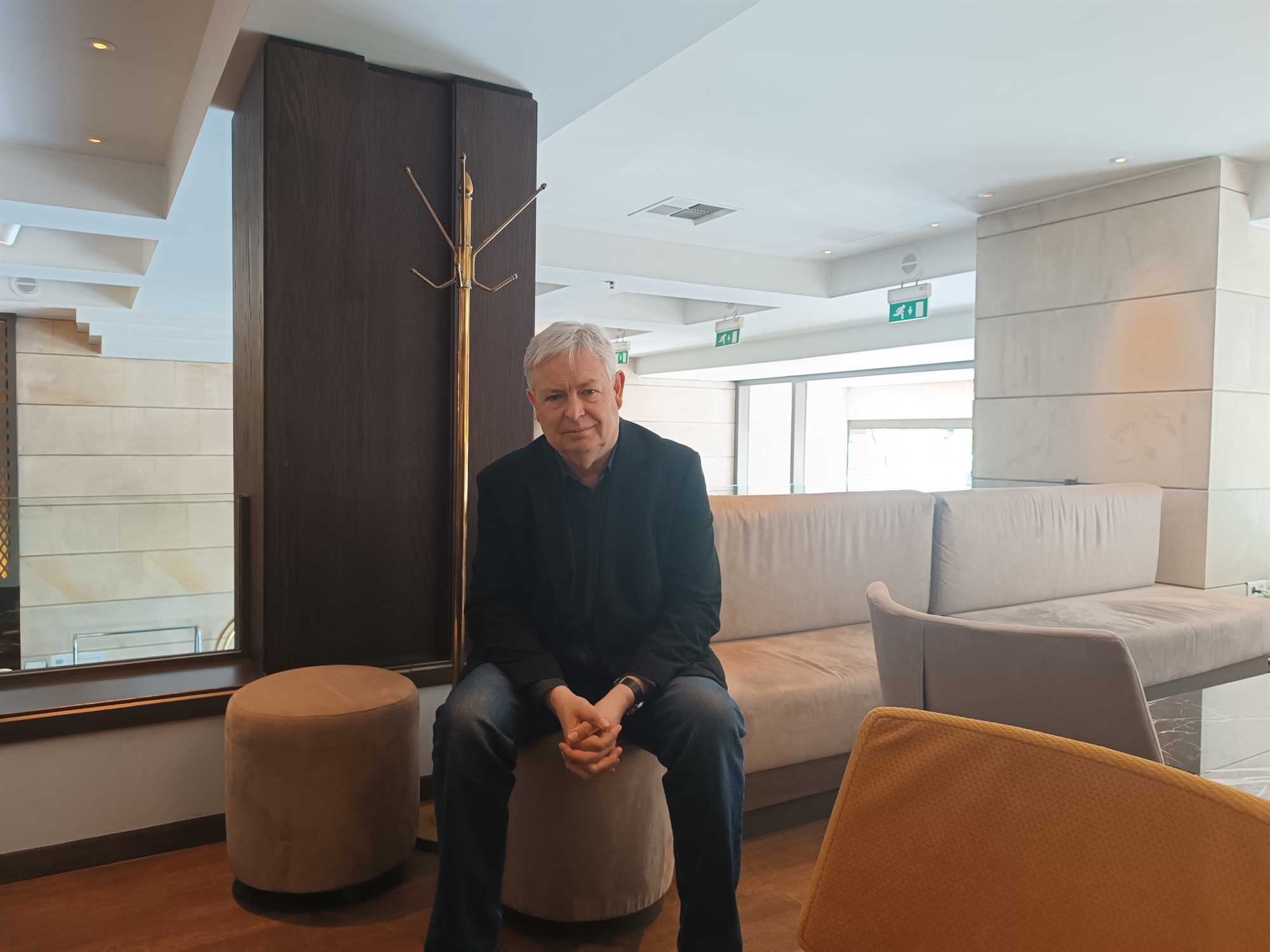 ο-τζόναθαν-κόου-στην-κ-αγγλικότητα-562406248