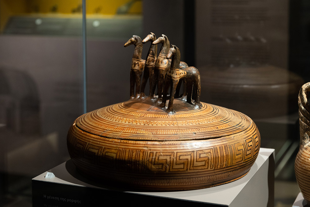 ReThinking: Η 2η θεματική έκθεση στο Μουσείο Κυκλαδικής Τέχνης εστιάζει στις “κοινωνικές συγκρούσεις”-2