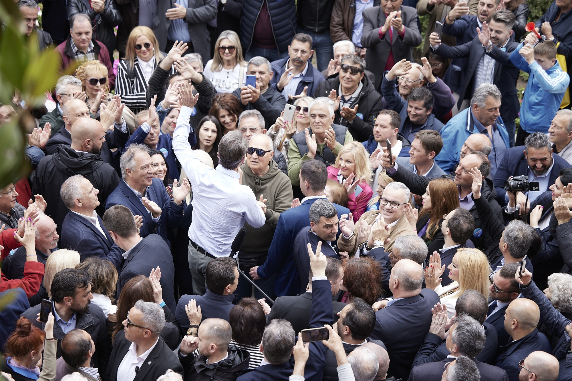 εκλογές-μάχη-για-600-000-αναποφάσιστους-562417225