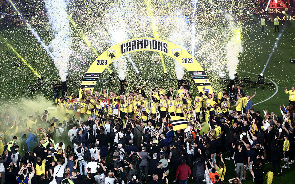 σούπερ-λιγκ-1-η-σελίδα-γυρίζει-άμεσα-562422460