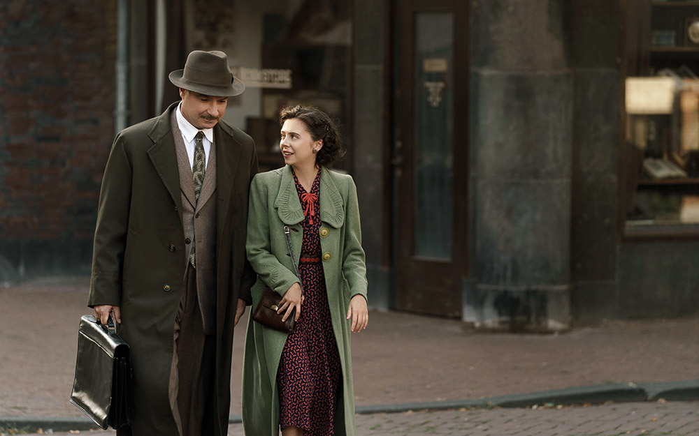 h-ζωή-της-γυναίκας-που-έκρυψε-την-άννα-φ-562399795