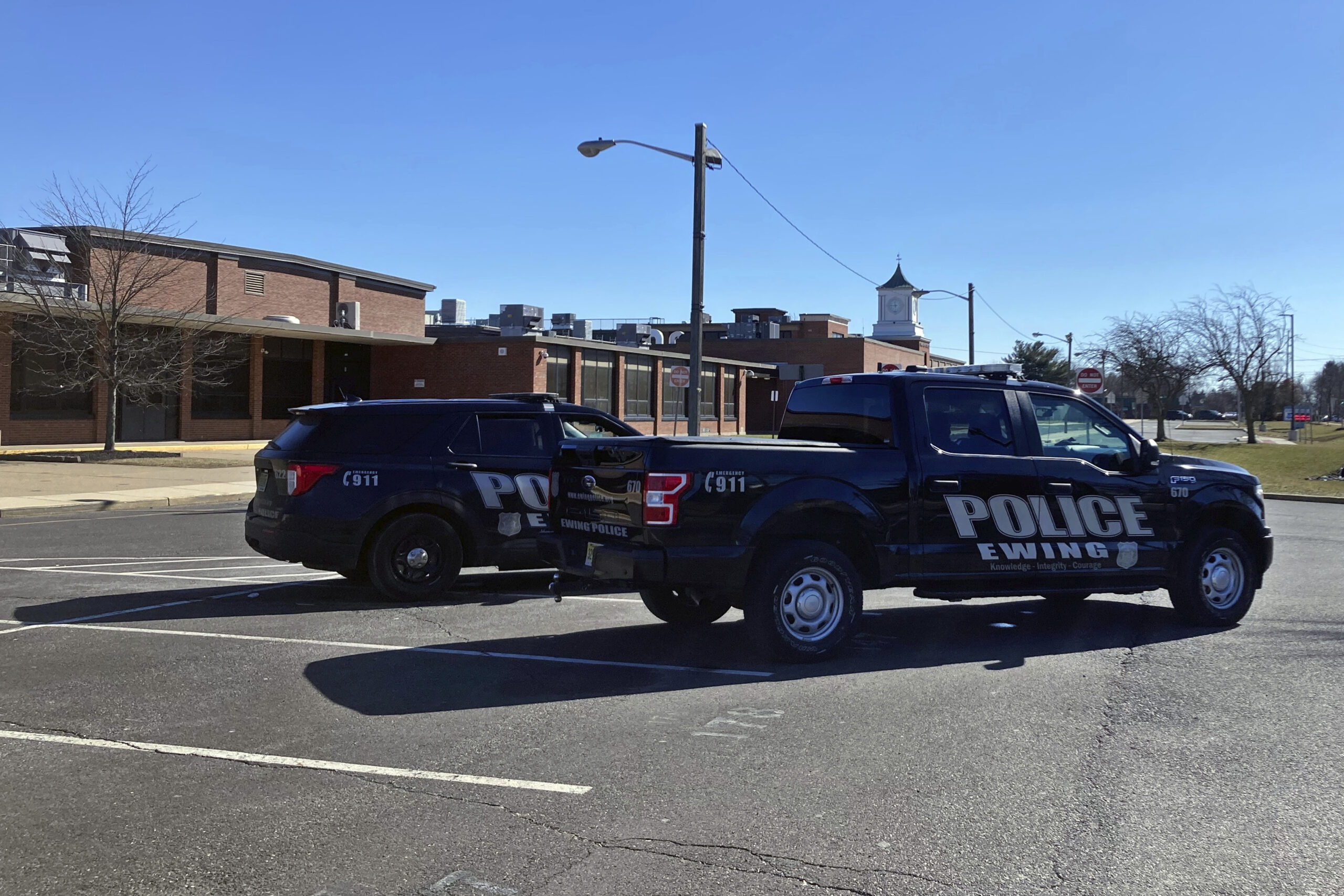 mίσιγκαν-ένα-αγόρι-έσωσε-την-αδελφή-του-562420036