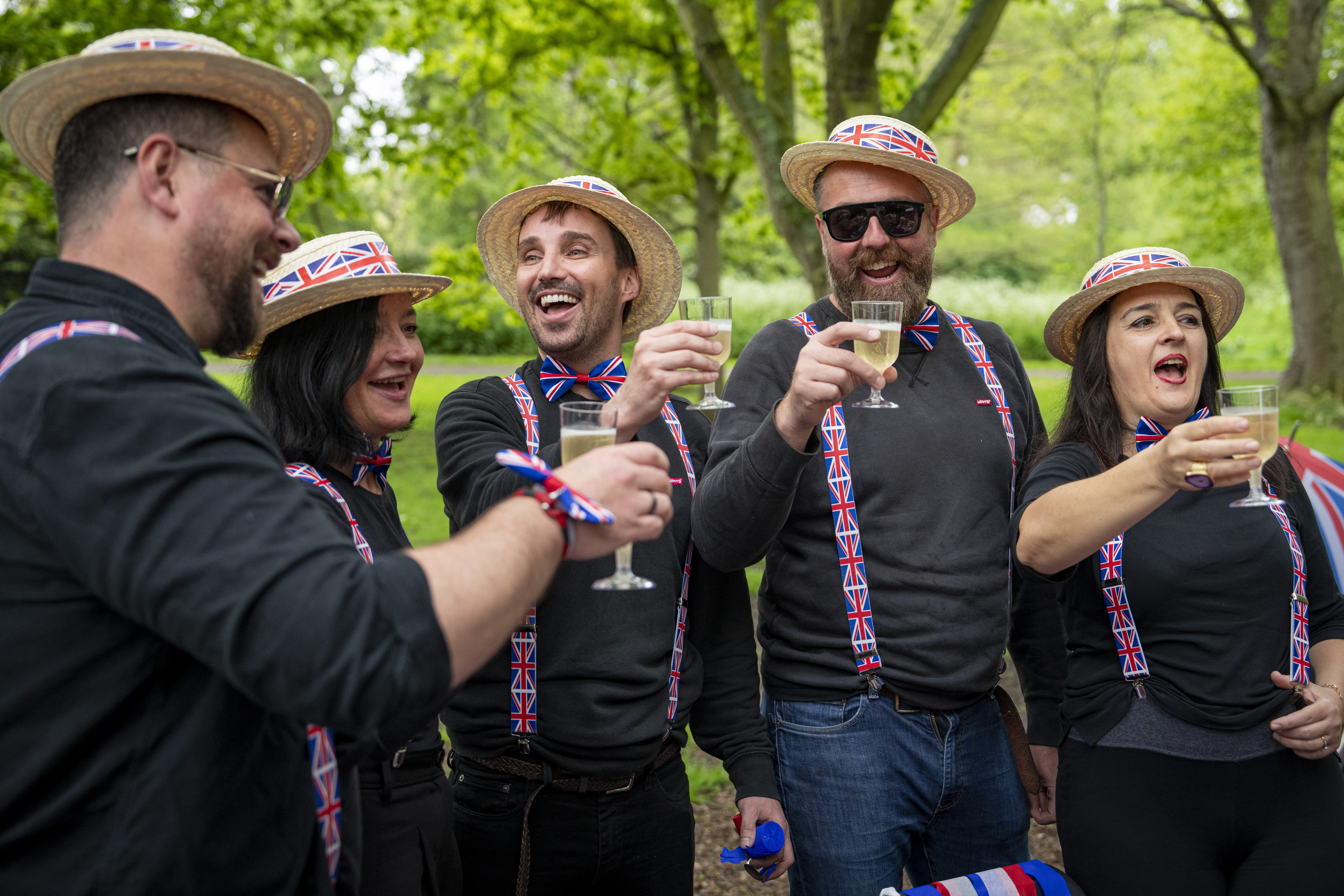 Στέψη Καρόλου: Ολη η Βρετανία ένα μεγάλο… πικνίκ (εικόνες)-7