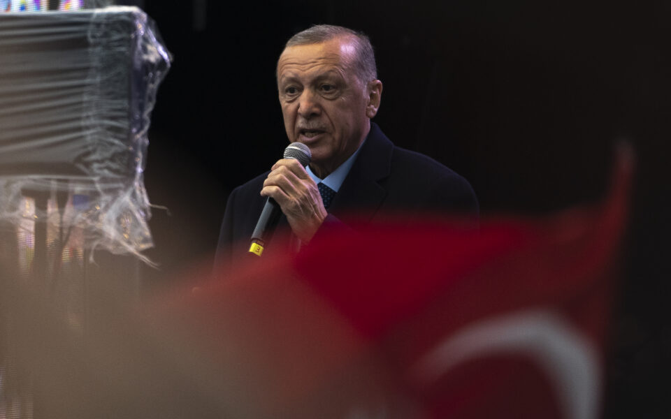 αρθρο-του-ε-ζεμενίδη-στην-κ-η-τραγωδ-562444042