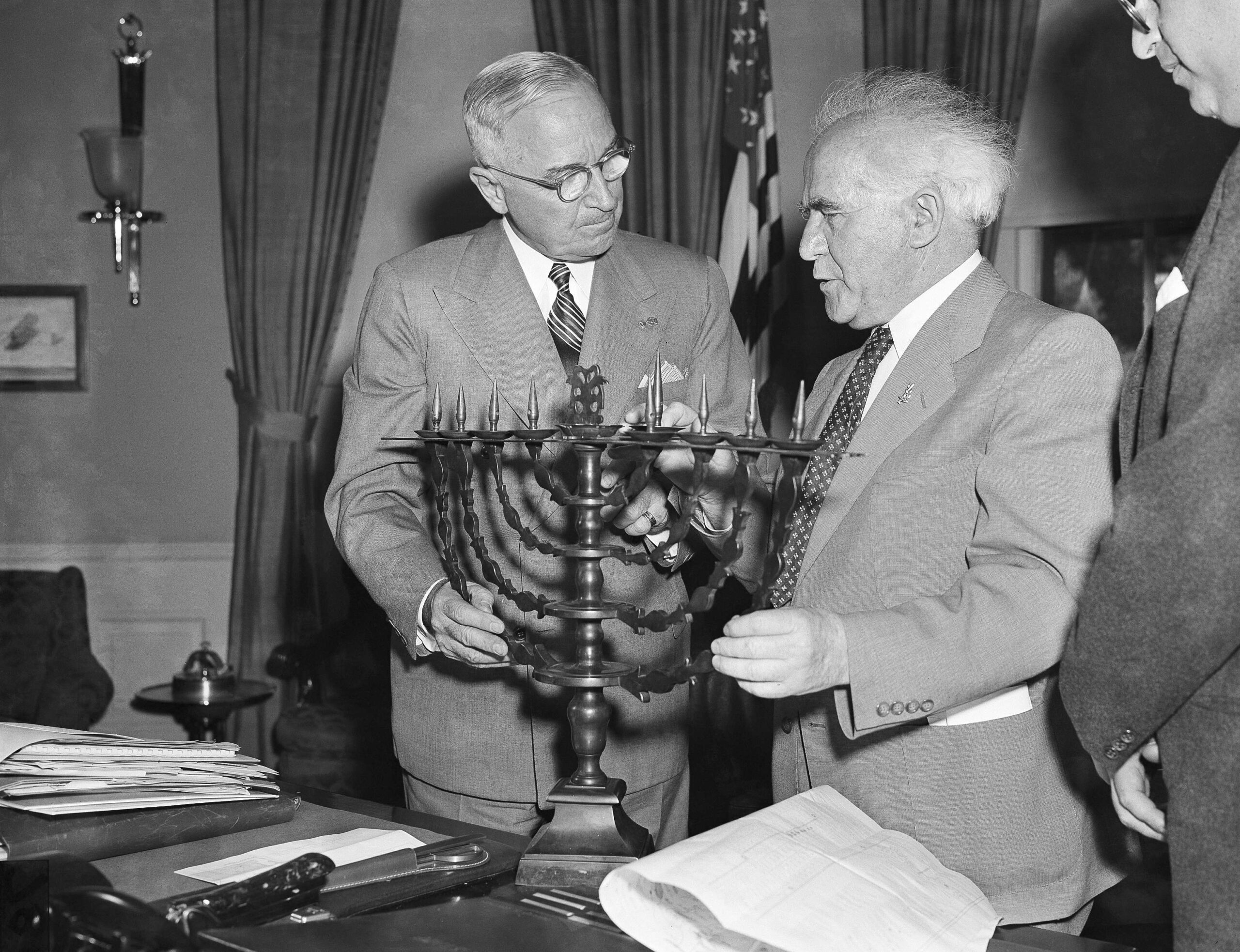 wp-πώς-ο-τρούμαν-που-υποτιμούσε-τους-ε-562420123