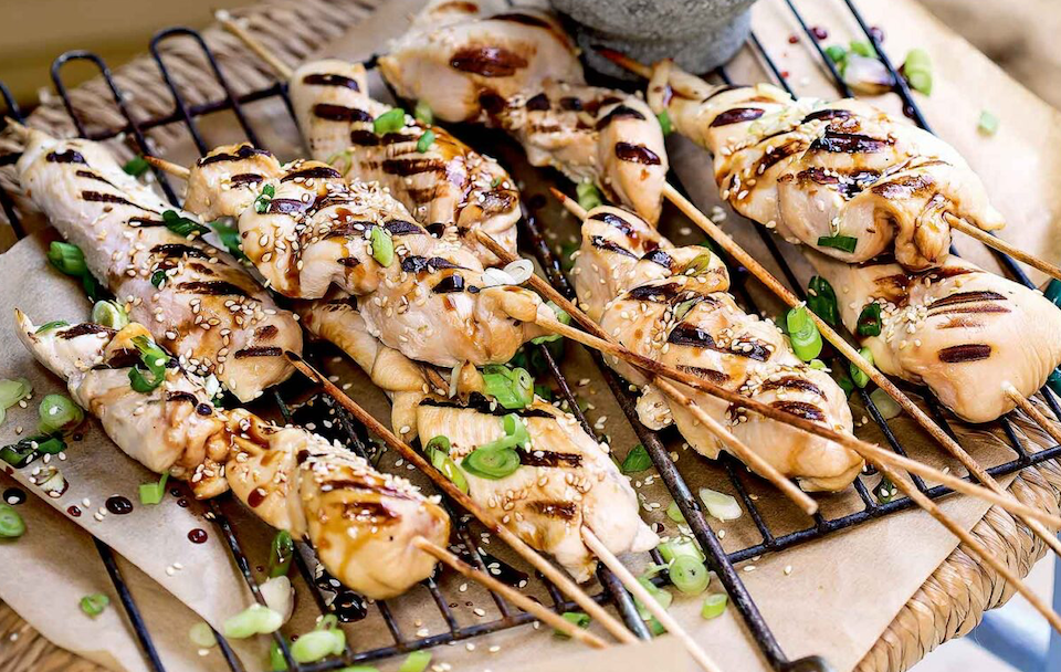 σουβλάκια-κοτόπουλο-τεριγιάκι-562440385