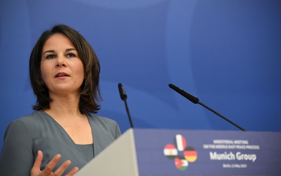 γερμανία-το-αεροπλάνο-της-υπουργού-εξ-562426333